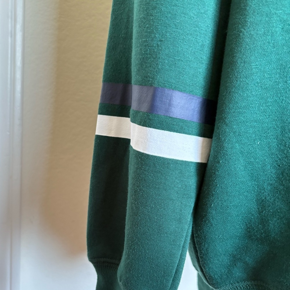 NWT Oak & Trellis Woman’s XS Green Oversized Long Sleeve Embroidered SweatShirt - Picture 8 of 11